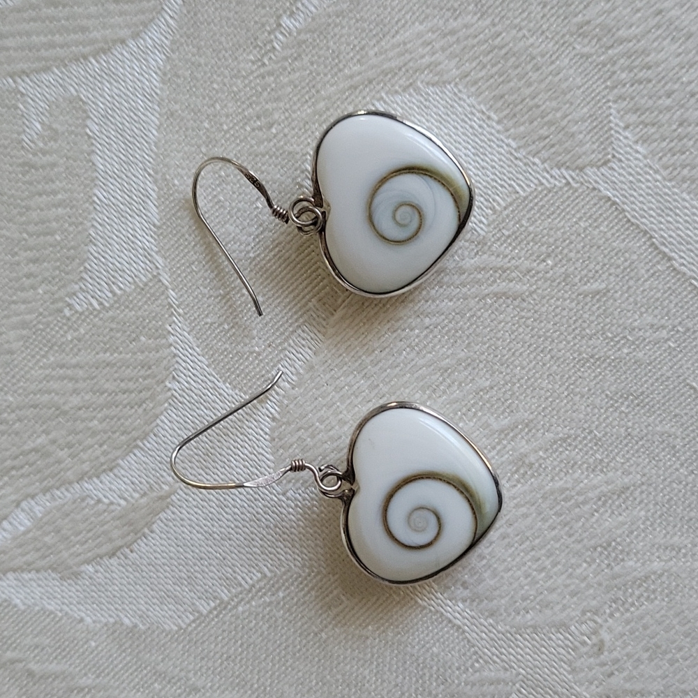 White Conch Shell Shiva Eye